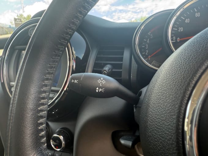 2025 Mini Hatch