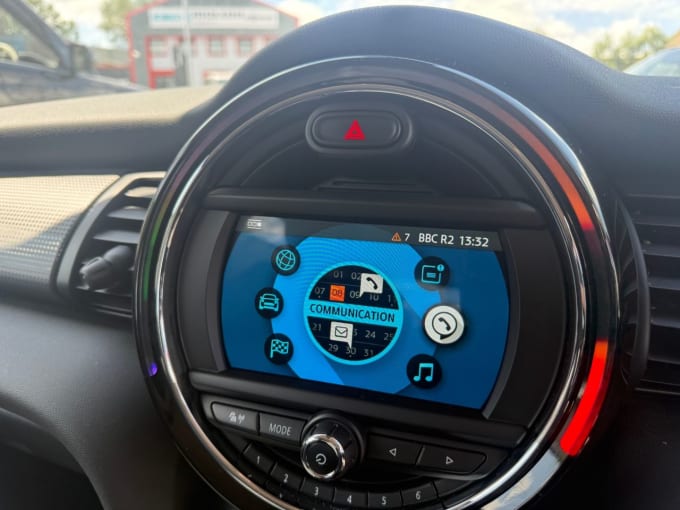 2025 Mini Hatch