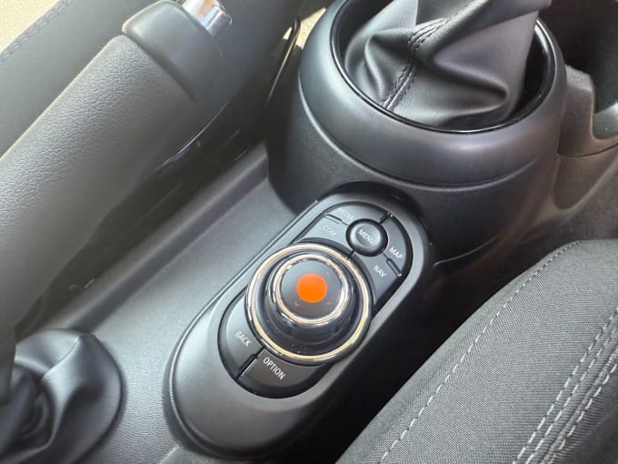2025 Mini Hatch
