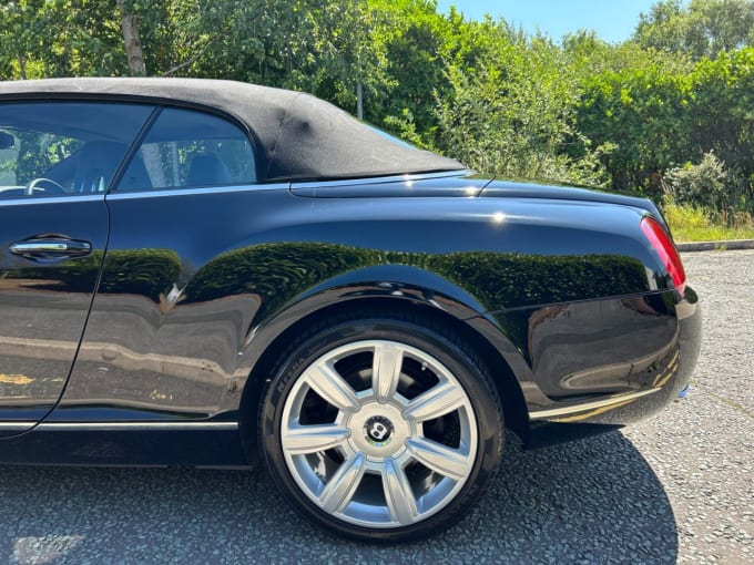 2025 Bentley Continental
