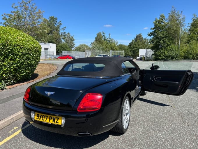 2025 Bentley Continental