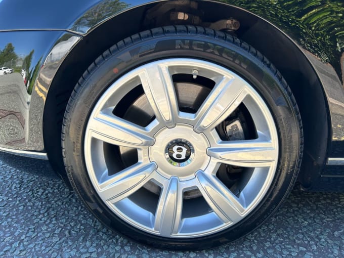 2025 Bentley Continental