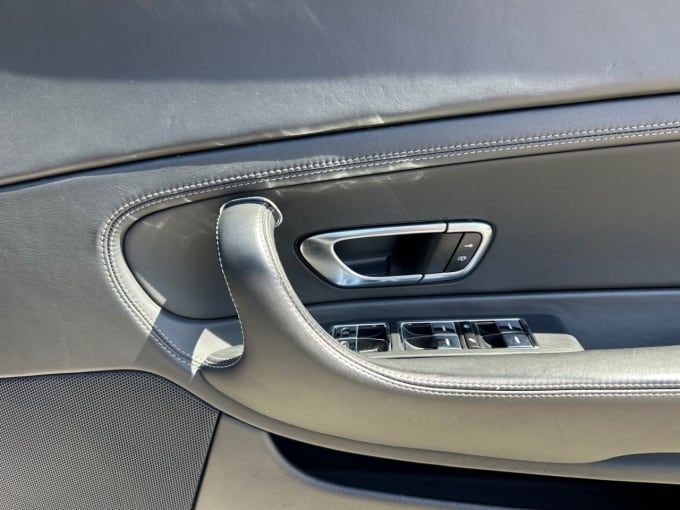 2025 Bentley Continental