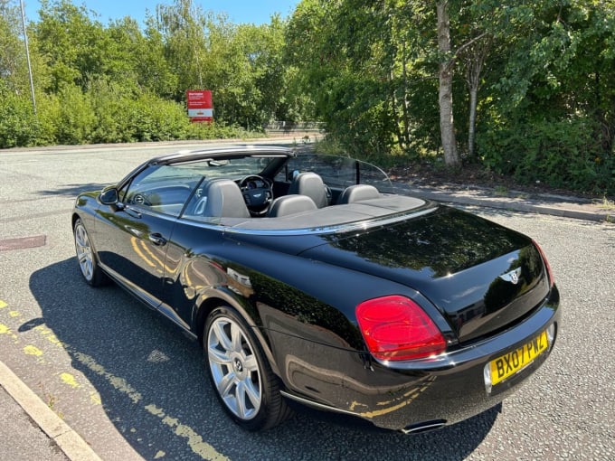 2025 Bentley Continental