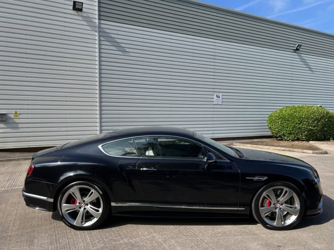2025 Bentley Continental