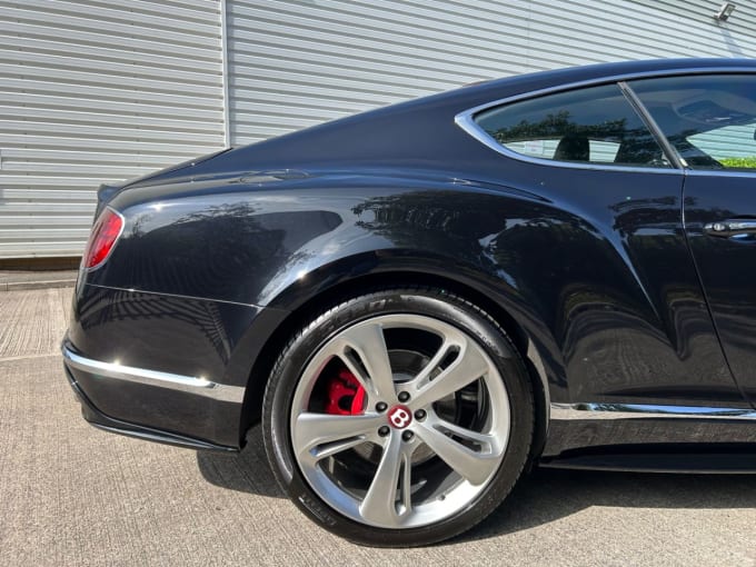 2025 Bentley Continental
