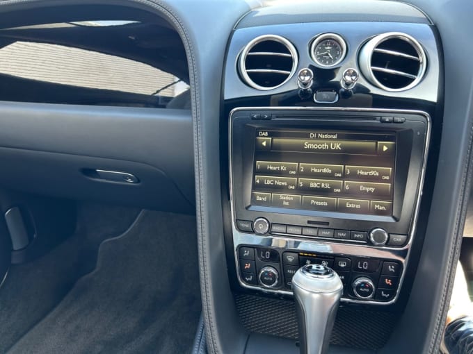 2025 Bentley Continental