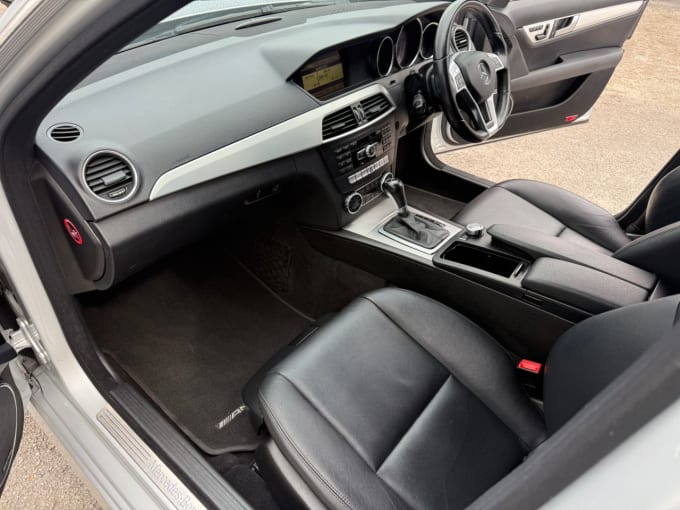 2025 Mercedes-benz C-class