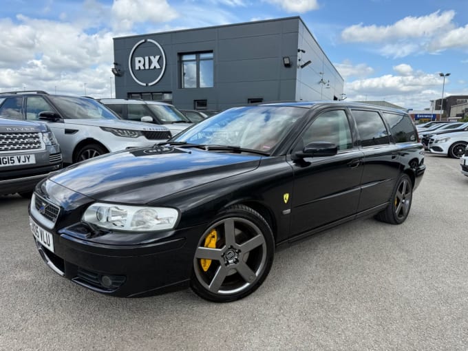 2025 Volvo V70