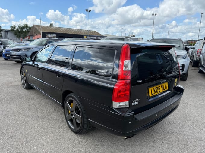 2025 Volvo V70