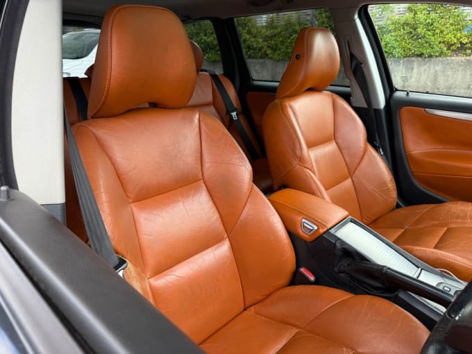 2025 Volvo V70