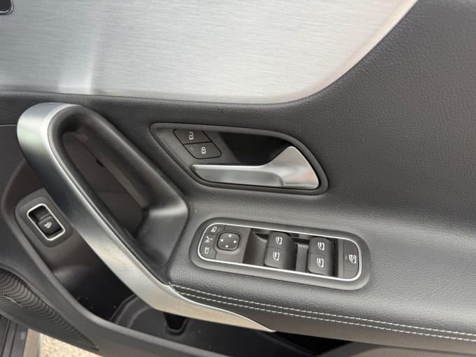 2025 Mercedes-benz Cla