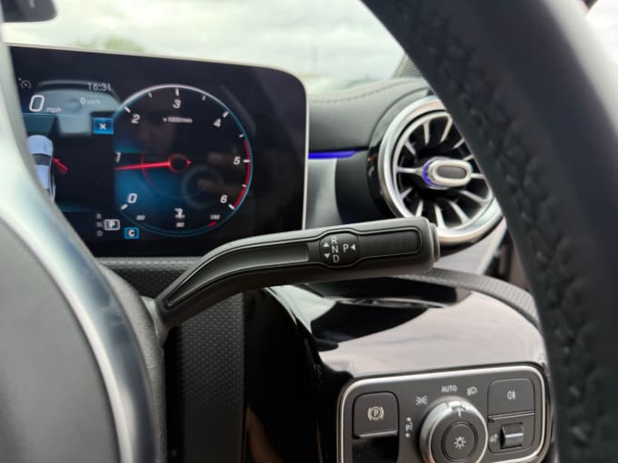 2025 Mercedes-benz Cla