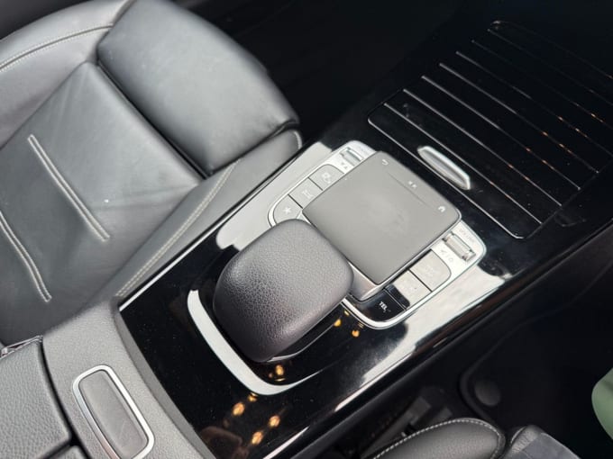 2025 Mercedes-benz Cla