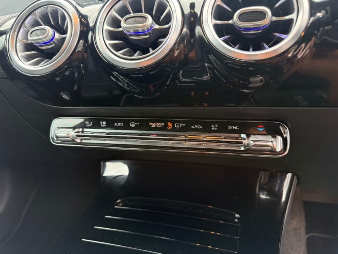 2025 Mercedes-benz Cla