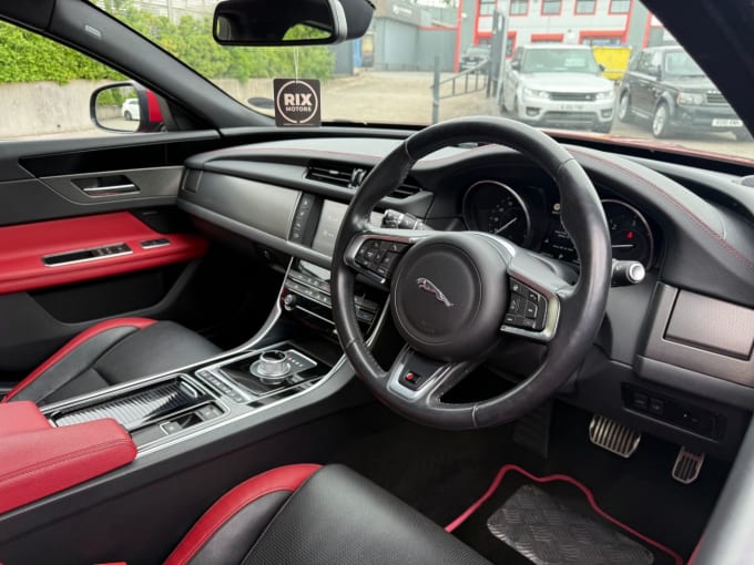 2025 Jaguar Xf