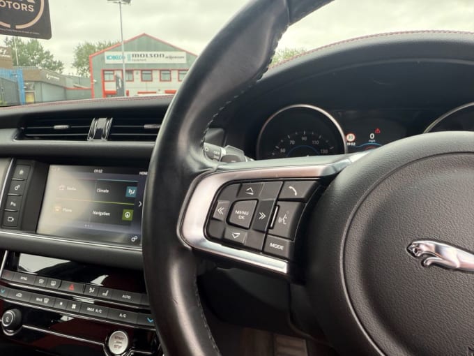 2025 Jaguar Xf