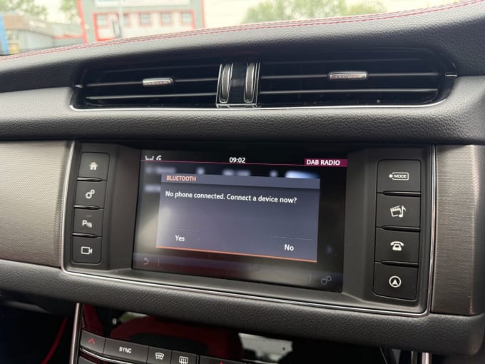2025 Jaguar Xf