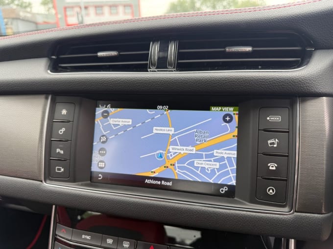 2025 Jaguar Xf