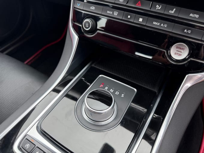 2025 Jaguar Xf