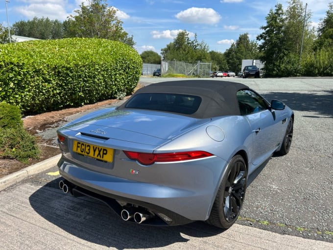2025 Jaguar F-type