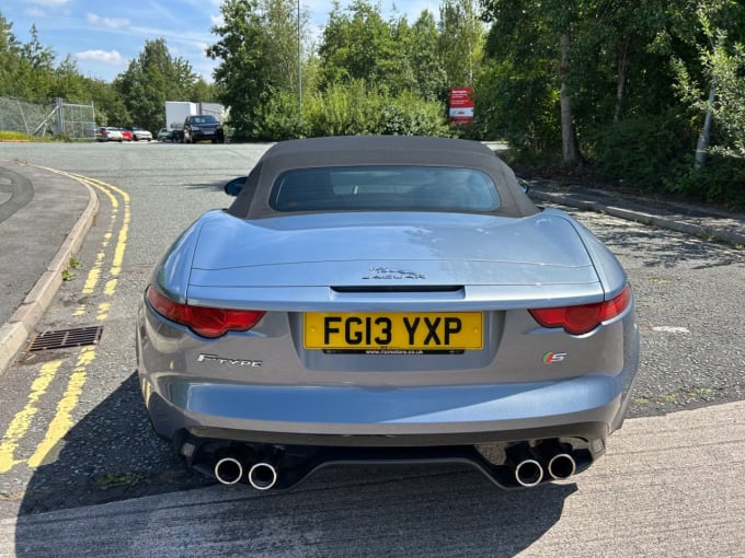2025 Jaguar F-type