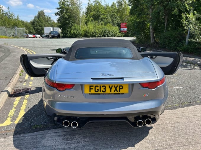 2025 Jaguar F-type