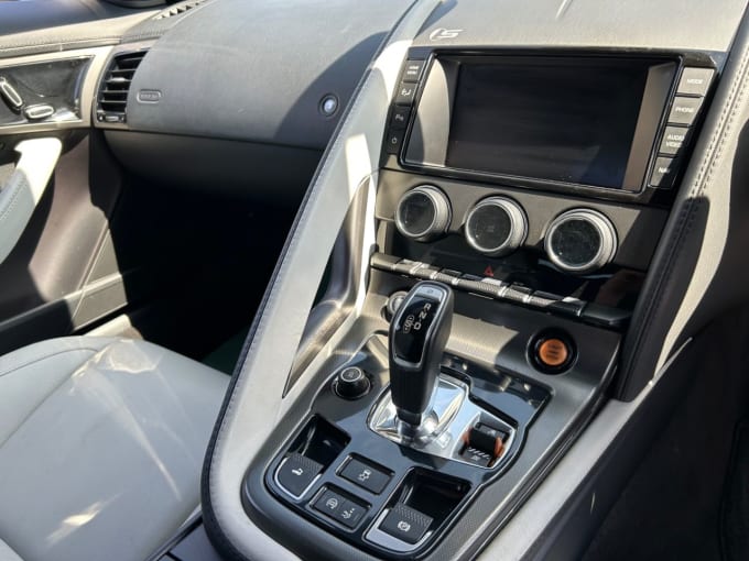 2025 Jaguar F-type