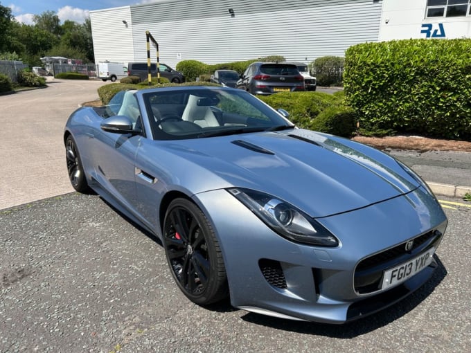 2025 Jaguar F-type