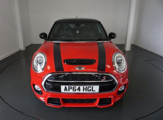 2025 Mini Hatch