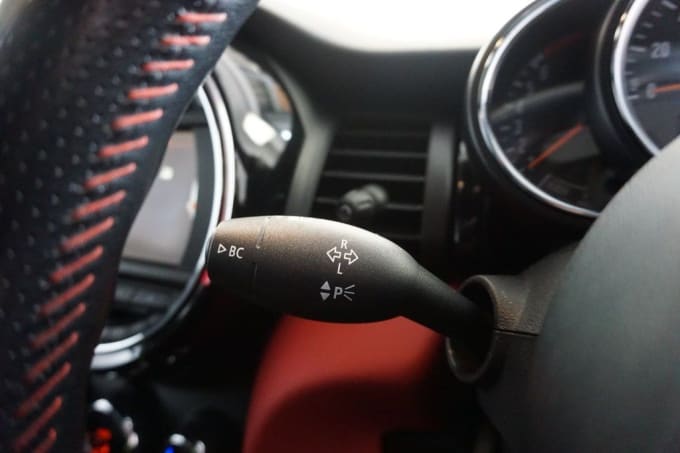 2025 Mini Hatch