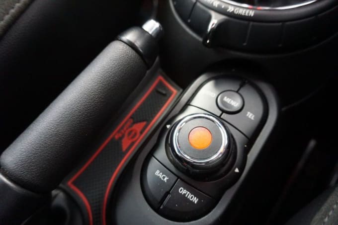 2025 Mini Hatch