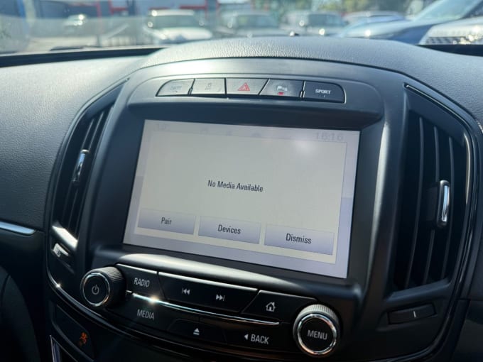 2025 Vauxhall Insignia
