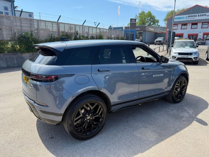 2025 Land Rover Range Rover Evoque