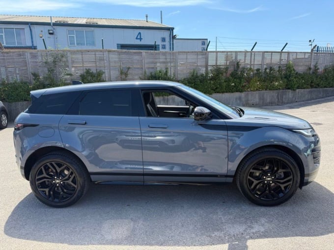2025 Land Rover Range Rover Evoque