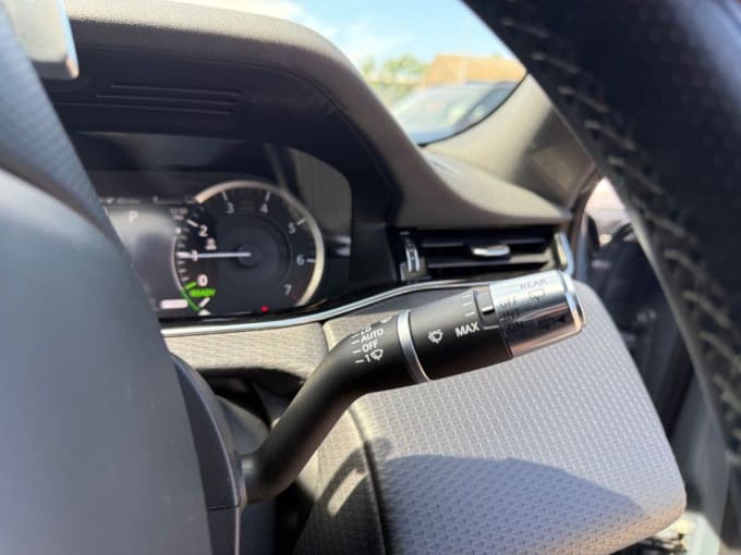 2025 Land Rover Range Rover Evoque