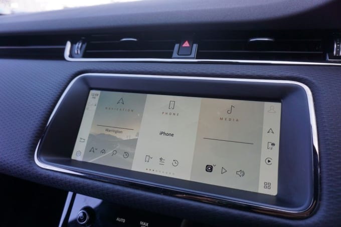 2025 Land Rover Range Rover Evoque