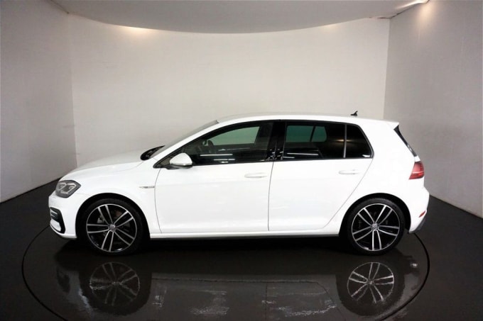 2018 Volkswagen Golf