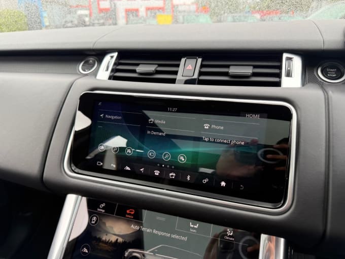 2025 Land Rover Range Rover Sport