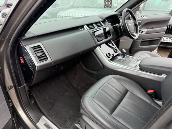 2025 Land Rover Range Rover Sport