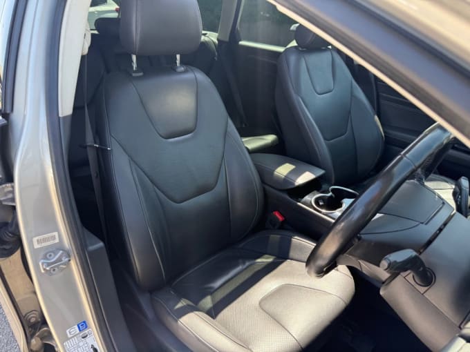 2025 Ford Mondeo