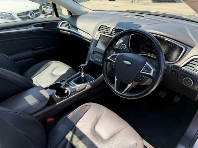 2025 Ford Mondeo