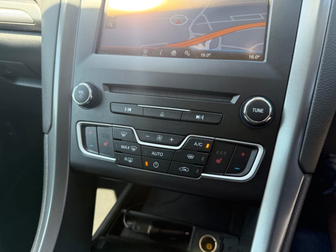 2025 Ford Mondeo