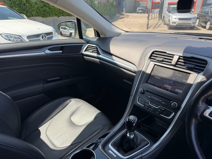 2025 Ford Mondeo