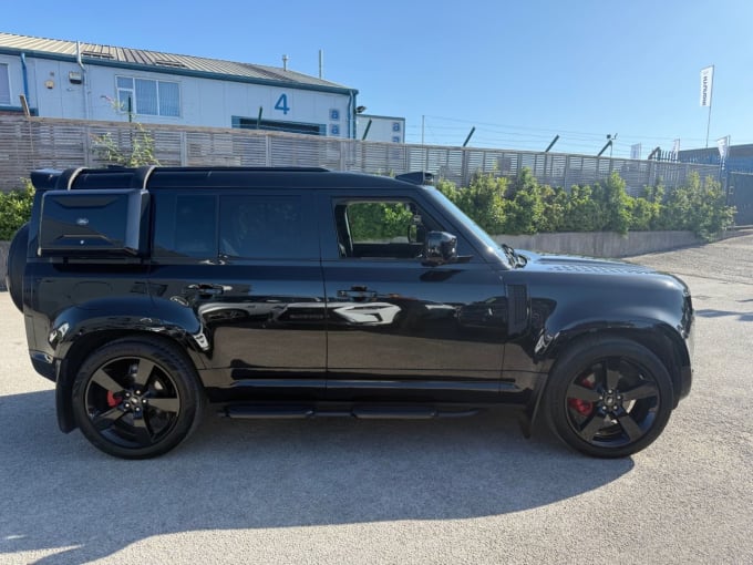 2025 Land Rover Defender