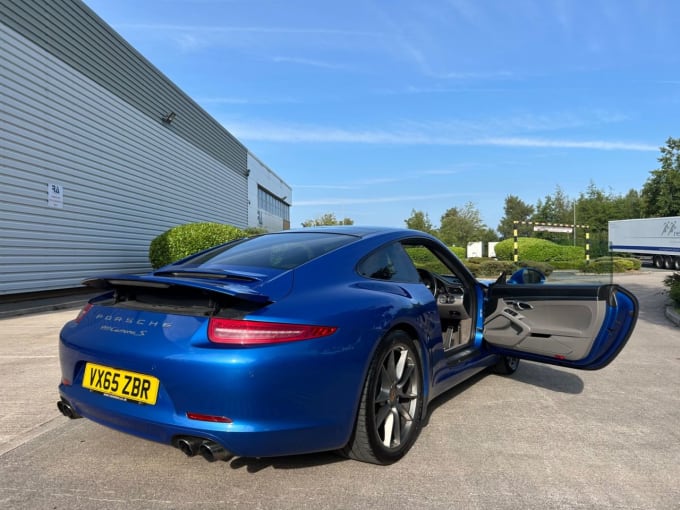 2025 Porsche 911