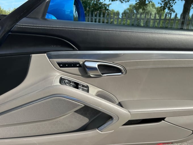 2025 Porsche 911