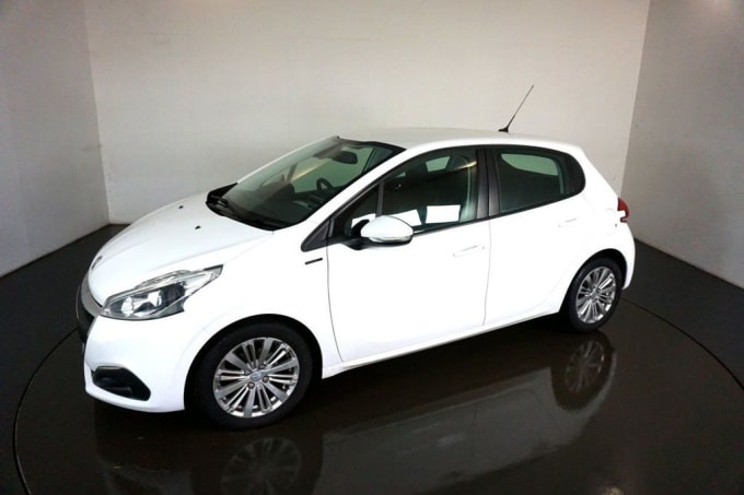 2025 Peugeot 208