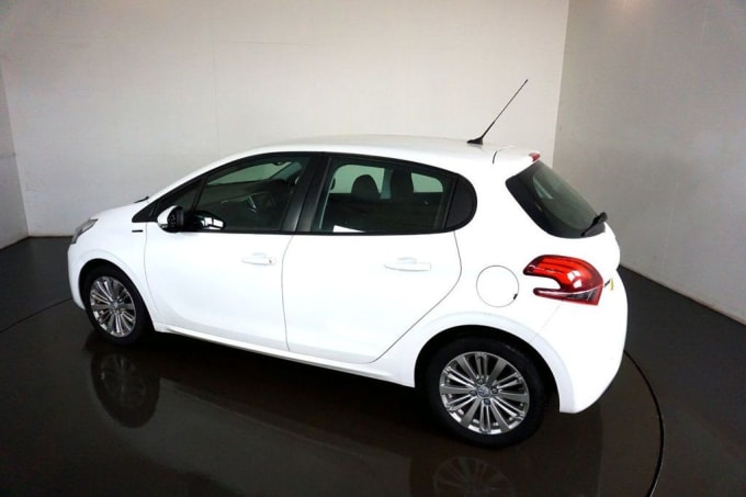 2025 Peugeot 208
