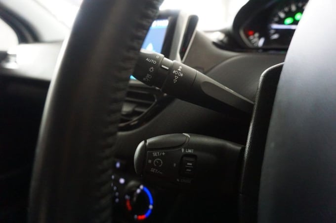 2025 Peugeot 208